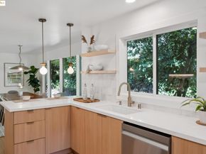 5901 Wood Dr, Oakland CA 94611