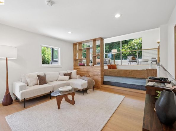 5901 Wood Dr, Oakland CA 94611