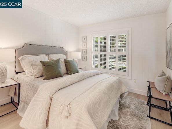 1817 Skycrest Dr 4, Walnut Creek CA 94595