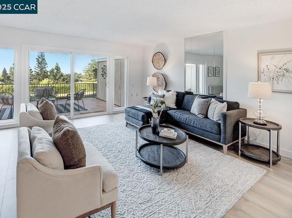 1817 Skycrest Dr 4, Walnut Creek CA 94595