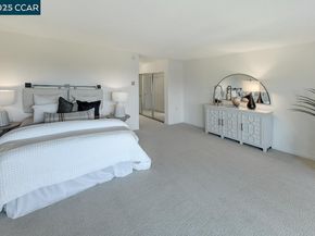 1817 Skycrest Dr 4, Walnut Creek CA 94595