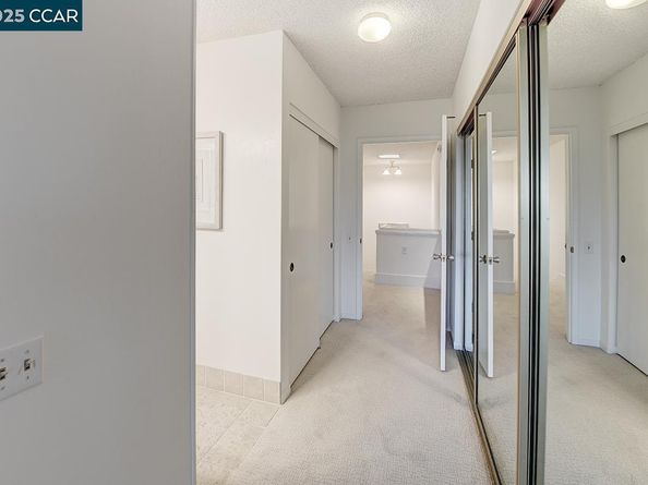 1817 Skycrest Dr 4, Walnut Creek CA 94595