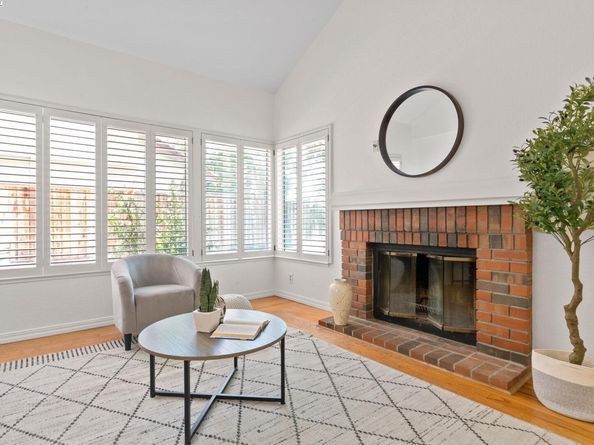 1585 Poppybank Ct, Pleasanton CA 94566