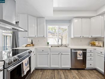 2749 Fountainhead Dr