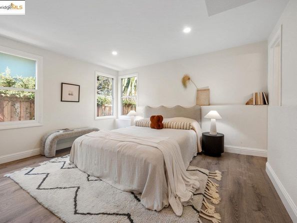 4151 Eastlake Ave, Oakland CA 94602