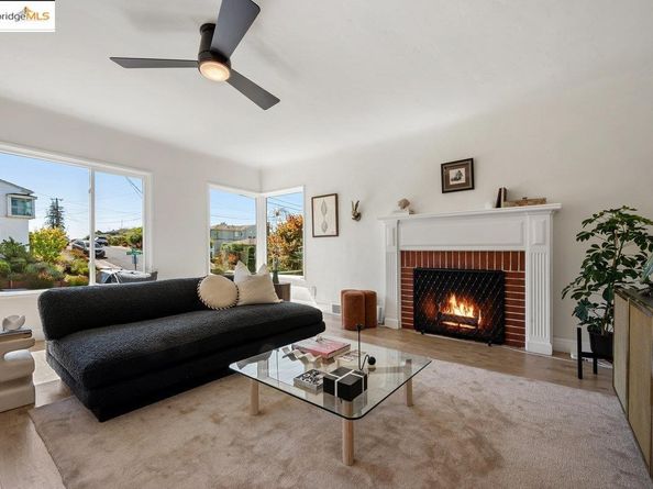 4151 Eastlake Ave, Oakland CA 94602