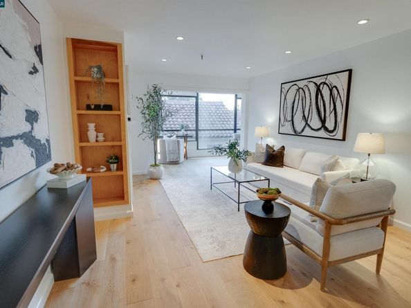 1830 Lakeshore Ave 406, Oakland CA 94606