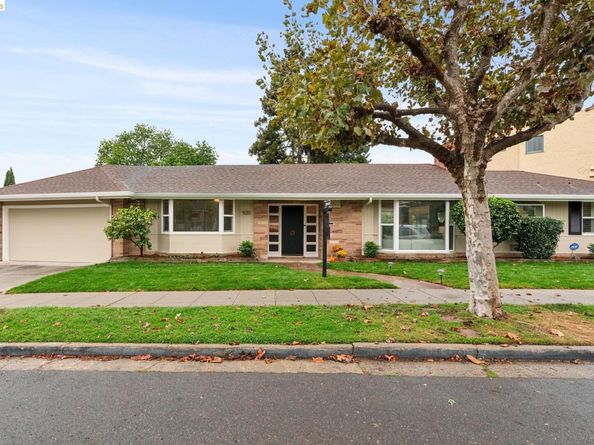 1120 Hubert Rd, Oakland CA 94610