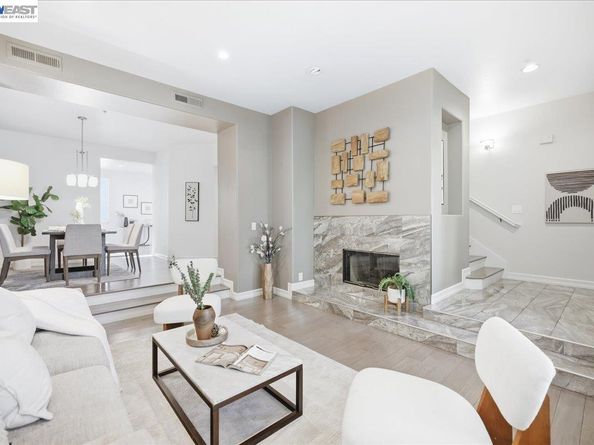 433 Camille Cir 15, San Jose CA 95134