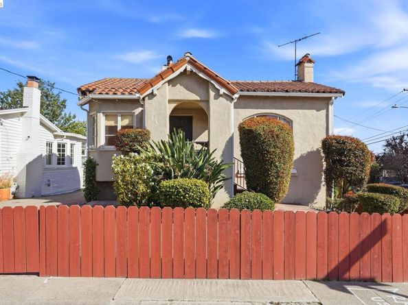 3000 Morcom Ave, Oakland CA 94619