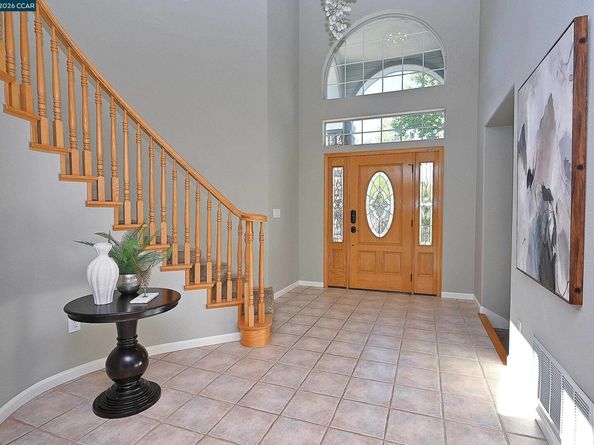 35 Harmony Ln, Walnut Creek CA 94597