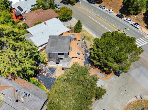 3551 Joaquin Miller Rd, Oakland CA 94602