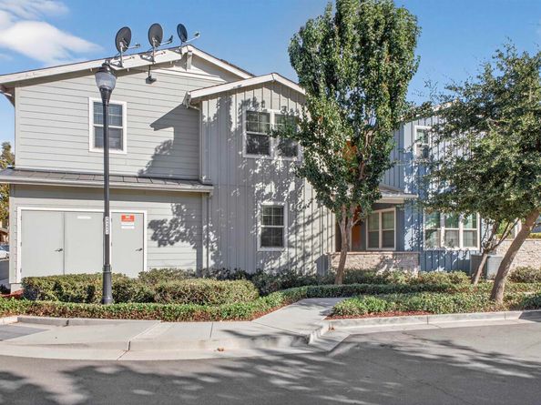 570 Sandalwood dr, Livermore CA 94551