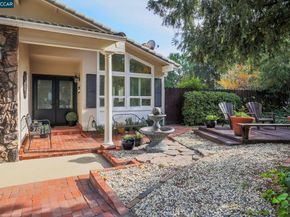 41 Mt Shasta Pl, Clayton CA 94517