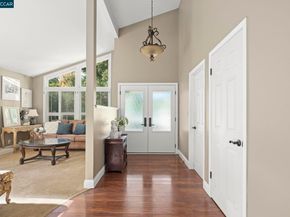 41 Mt Shasta Pl, Clayton CA 94517