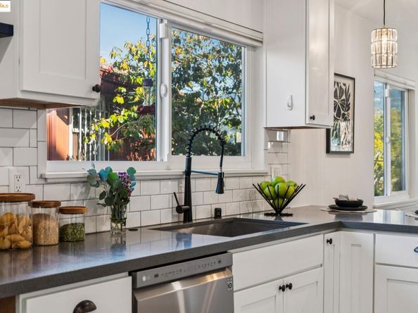 3471 Morcom Ave, Oakland CA 94619