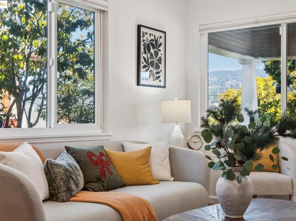 3471 Morcom Ave, Oakland CA 94619