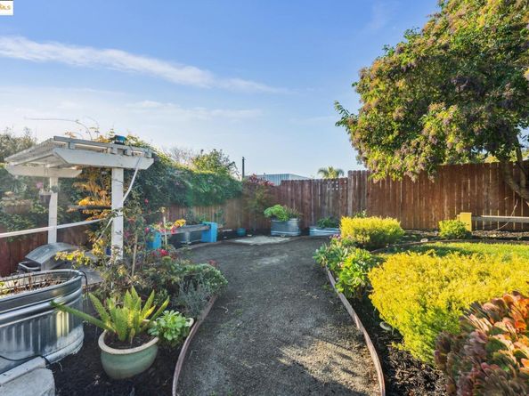 3471 Morcom Ave, Oakland CA 94619