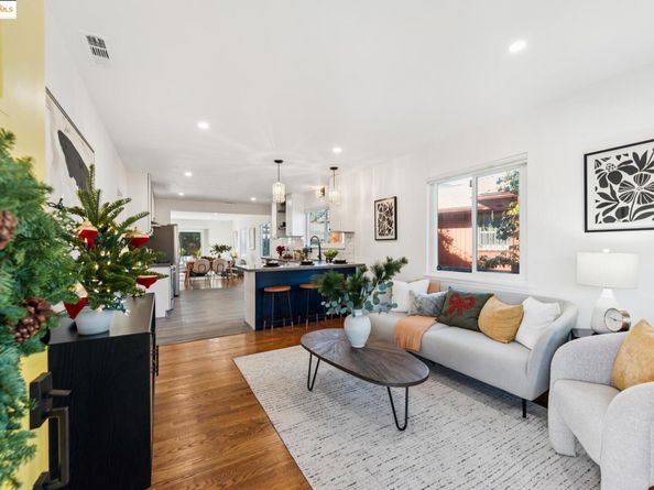 3471 Morcom Ave, Oakland CA 94619