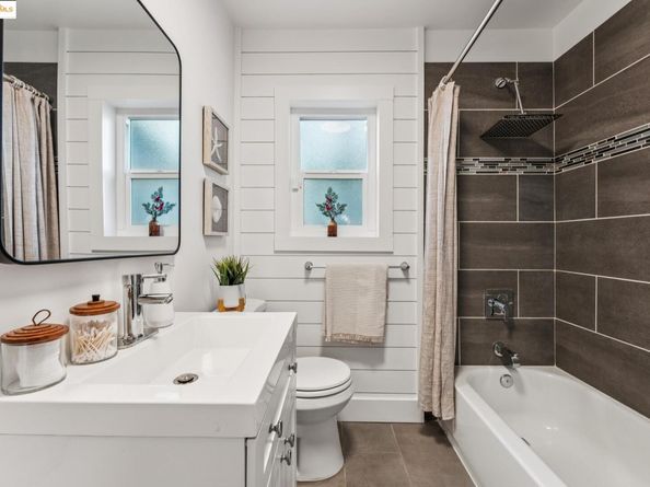 3471 Morcom Ave, Oakland CA 94619