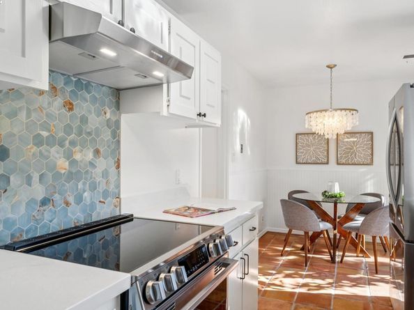 3201 Fiji Lane, Alameda CA 94502