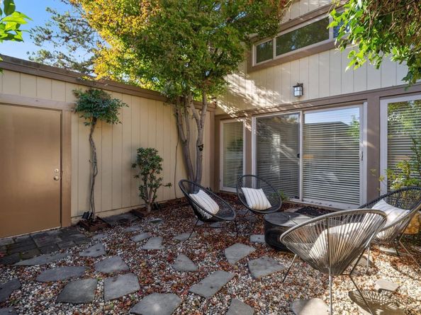 3201 Fiji Lane, Alameda CA 94502