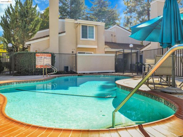 601 Palomino Dr D, Pleasanton CA 94566