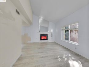 601 Palomino Dr D, Pleasanton CA 94566