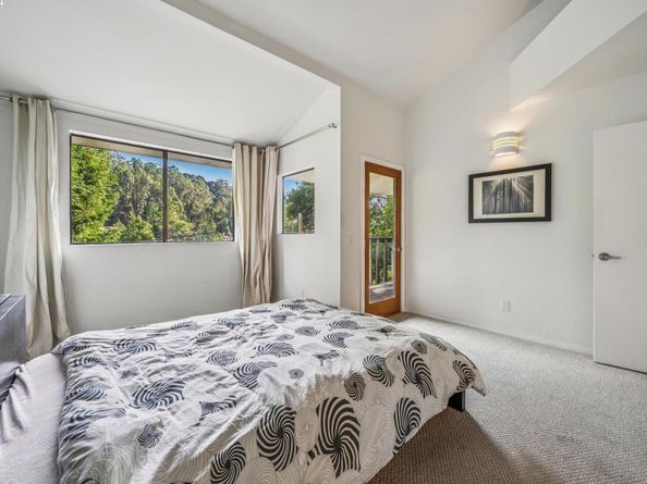 7171 Homewood Drive, Oakland CA 94611