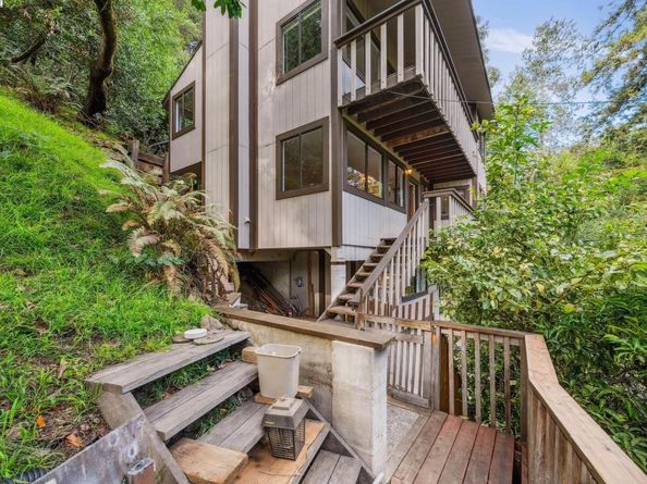 7171 Homewood Drive, Oakland CA 94611