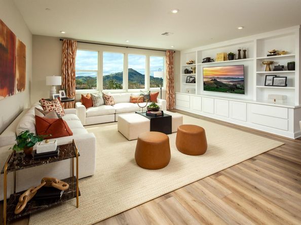 924 More Lane 1702, Morgan Hill CA 95037