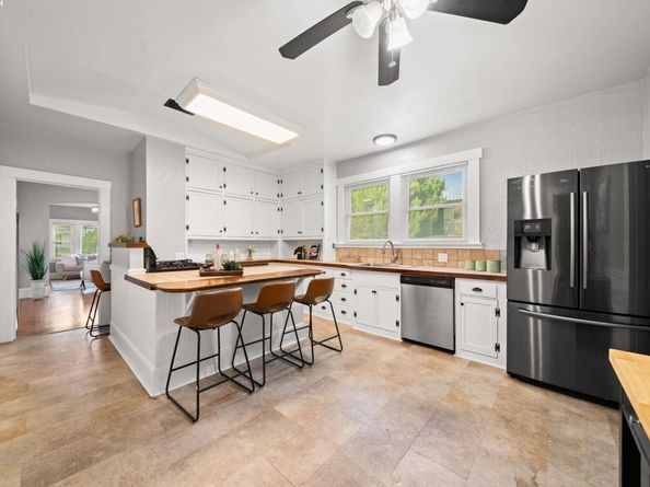 1621 D St, Hayward CA 94541