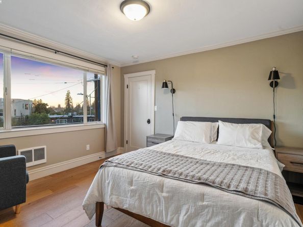 5936 Broadway, Oakland CA 94618