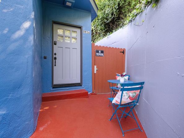 5936 Broadway, Oakland CA 94618