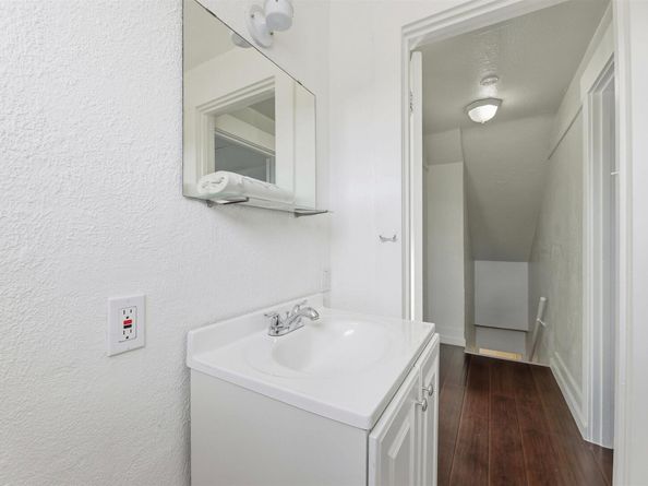 3123 Beaumont, Oakland CA 94602