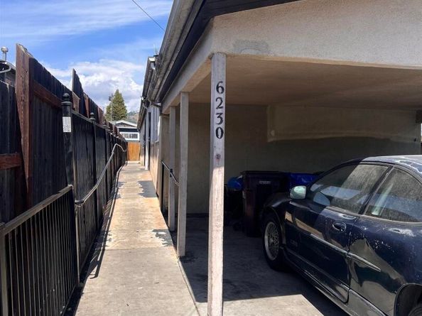 6230 Hayes St, Oakland CA 94621