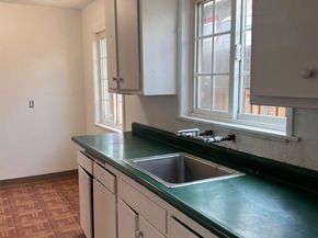 6230 Hayes St, Oakland CA 94621