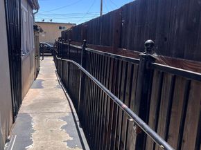 6230 Hayes St, Oakland CA 94621