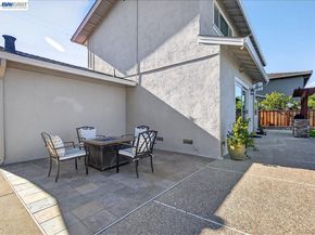 11495 Silvergate Dr, Dublin CA 94568