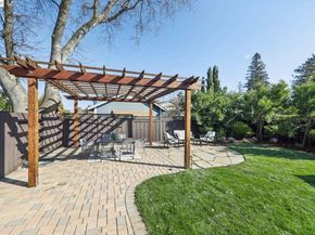 725 Alameda De Las Pulgas, Redwood City CA 94061