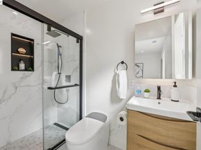 725 Alameda De Las Pulgas, Redwood City CA 94061