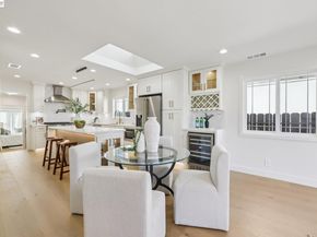 725 Alameda De Las Pulgas, Redwood City CA 94061