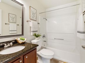 255 Reflections Dr 22, San Ramon CA 94583
