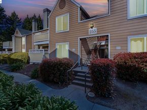 255 Reflections Dr 22, San Ramon CA 94583