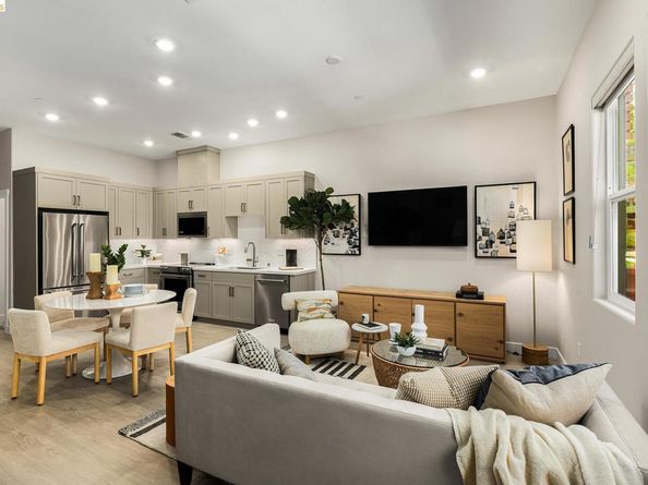 28958 Parkwood Lane 68, Hayward CA 94544