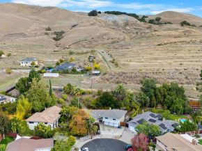 699 Fiesta Pl, Hayward CA 94544