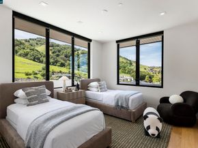 83 Dairy Creek Ln, Orinda CA 94563