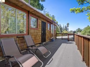 6625 Hillmont DR, Oakland CA 94605