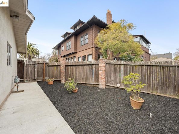 1000 Sherman ST, Alameda CA 94501