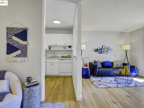 3 Admiral Dr F370, Emeryville CA 94608